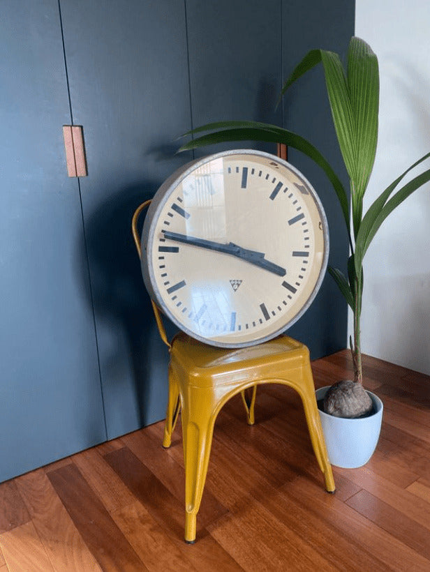 Horloge de gare - PRAGOTRON - République tchèque