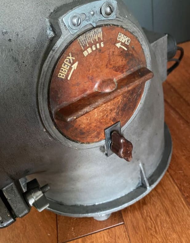 Lampe a poser Projecteur balise sovietique Miz Industrial