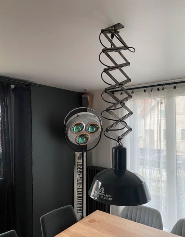 Lampe ciseaux a pantographe accordeon Hongrie Suspension Miz Industrial
