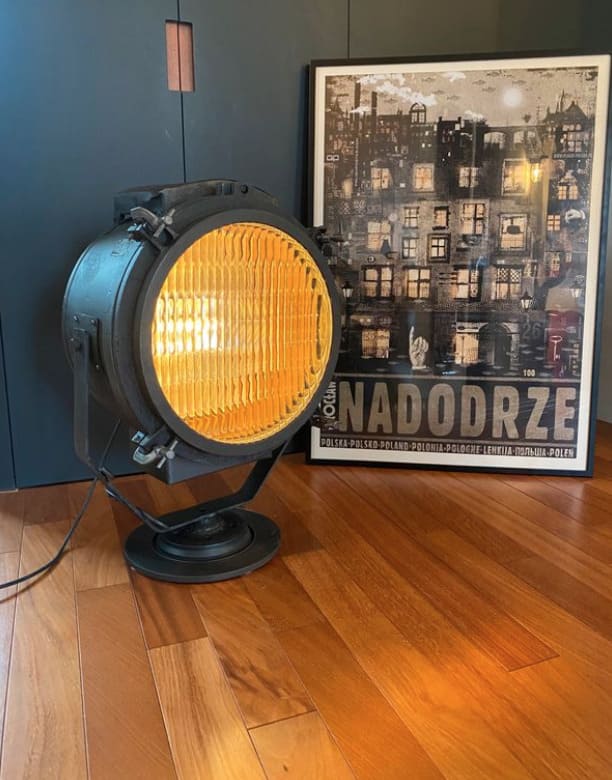 Projecteur marin à verre spécifique