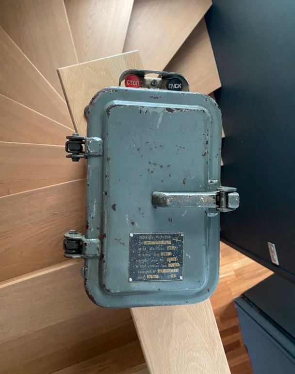 Coffret électrique industriel soviétique (disjoncteurs 380v) Divers Miz Industrial
