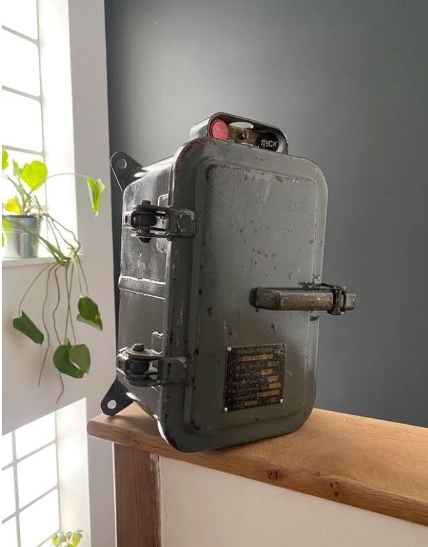Coffret électrique industriel soviétique (disjoncteurs 380v) Divers Miz Industrial