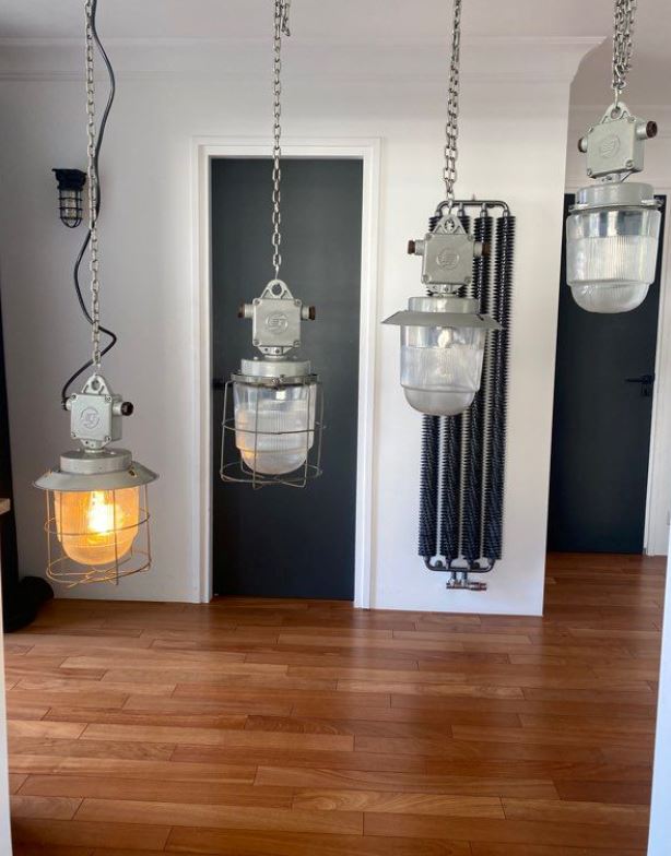 Lampe industrielle de chez Elektrosvit - Ex Tchécoslovaquie 🇨🇿 Suspensions Miz Industrial