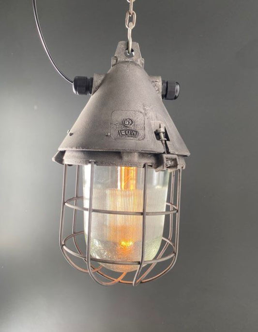 Lampe industrielle EOW- Allemagne 🇩🇪 Suspensions Miz Industrial 