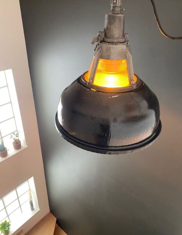 Lampe industrielle NSP20 émaillée (sans verre sous cloche) - Ukraine 🇺🇦 Suspensions Miz Industrial