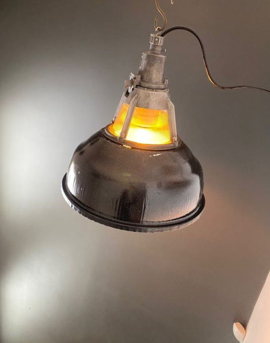Lampe industrielle NSP20 émaillée (sans verre sous cloche) - Ukraine 🇺🇦 Suspensions Miz Industrial Noir Avec verre 