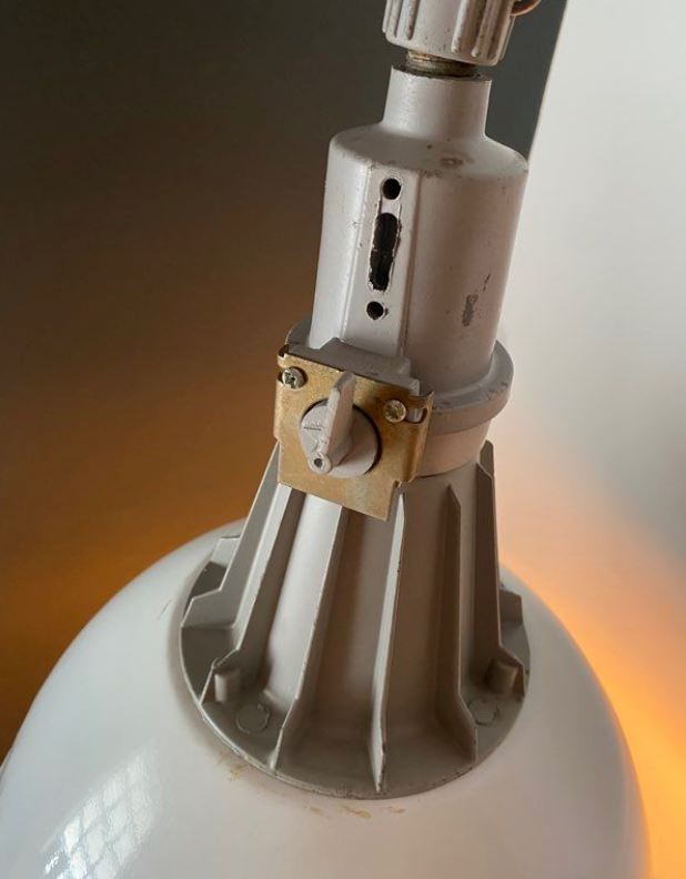 Lampe industrielle NSP20B - Ukraine 🇺🇦 Suspensions Miz Industrial