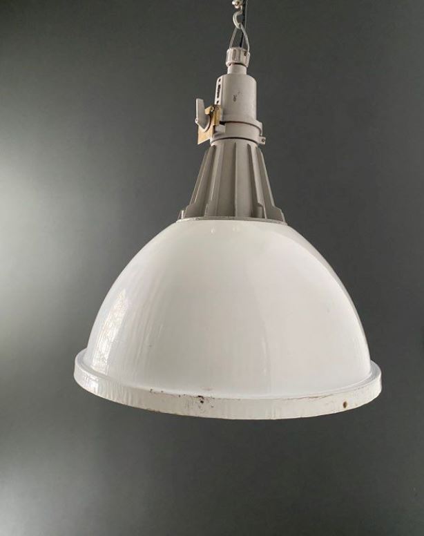 Lampe industrielle NSP20B - Ukraine 🇺🇦 Suspensions Miz Industrial