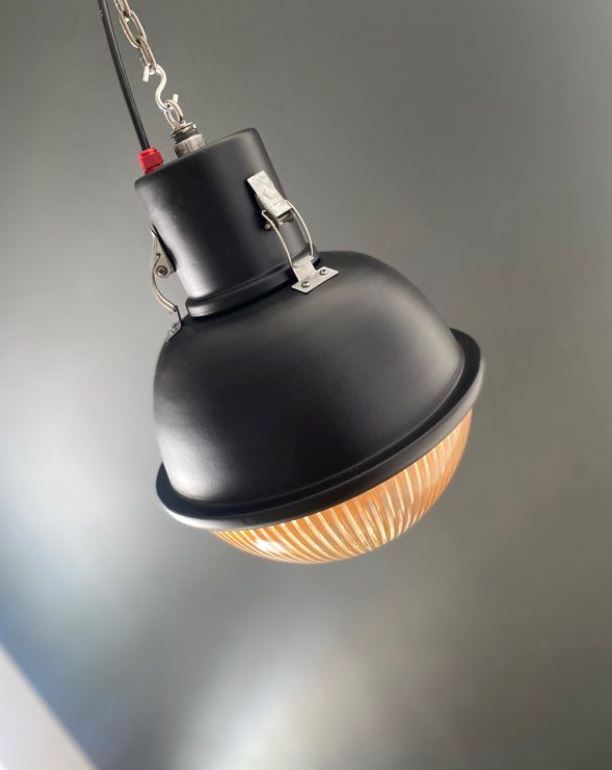 Lampe industrielle Pro250ZD54 - Ukraine 🇺🇦 Suspensions Miz Industrial