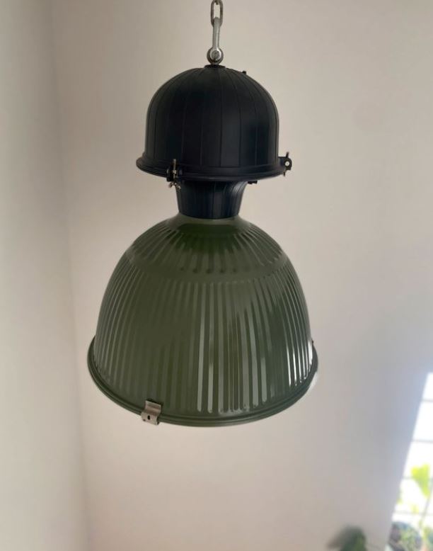 Lampe industrielle slovaque 🇸🇰 Suspensions Miz Industrial