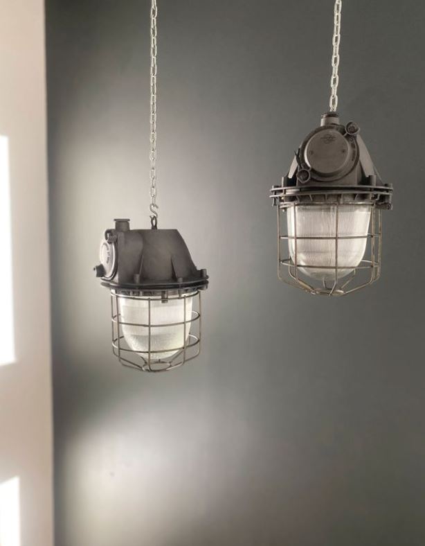 Lampes industrielles soviétiques - Vatra Suspensions Miz Industrial